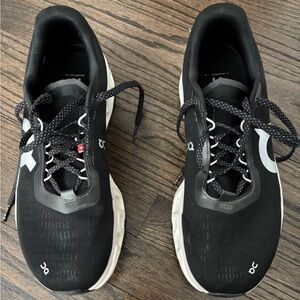 On Running cloudmonster 2 black and White Athletic Shoes Sleek Design
